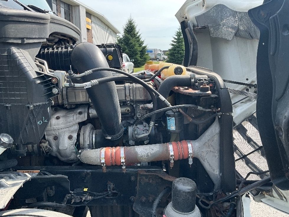 Sleeper Tractor-Heavy Duty Tractors-Freightliner-2019-T12664ST-Mississauga-ON-827,000\n\t\tkm-$ 78,250 - Image 20