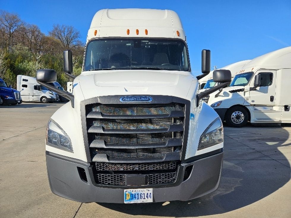 Your Next Used 2019 Freightliner T12664ST, 256403, Is For Sale And