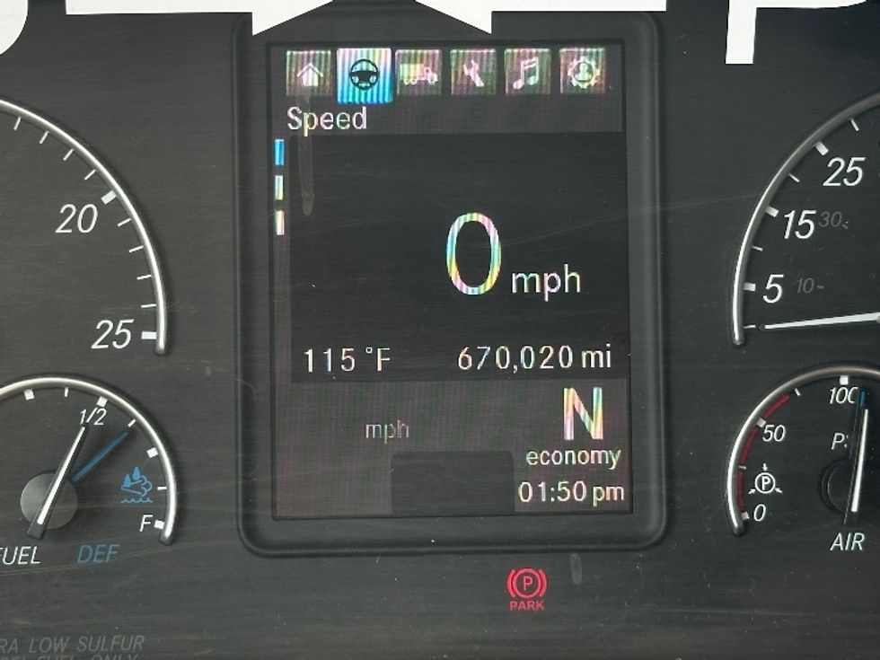 Sleeper Tractor-Heavy Duty Tractors-Freightliner-2019-T12664ST-Nashville (Mount Juliet)-TN-670,019\n\t\tmiles-$ 51,000 - Image 15