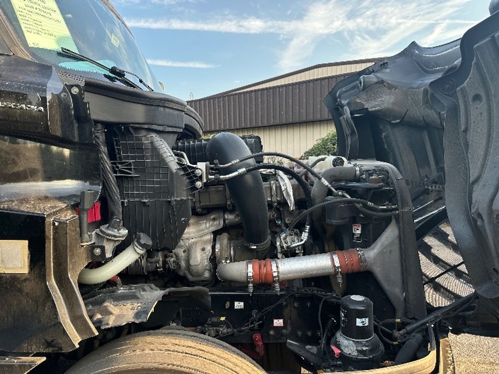 Sleeper Tractor-Heavy Duty Tractors-Freightliner-2019-T12664ST-Nashville (Mount Juliet)-TN-670,019\n\t\tmiles-$ 51,000 - Image 20