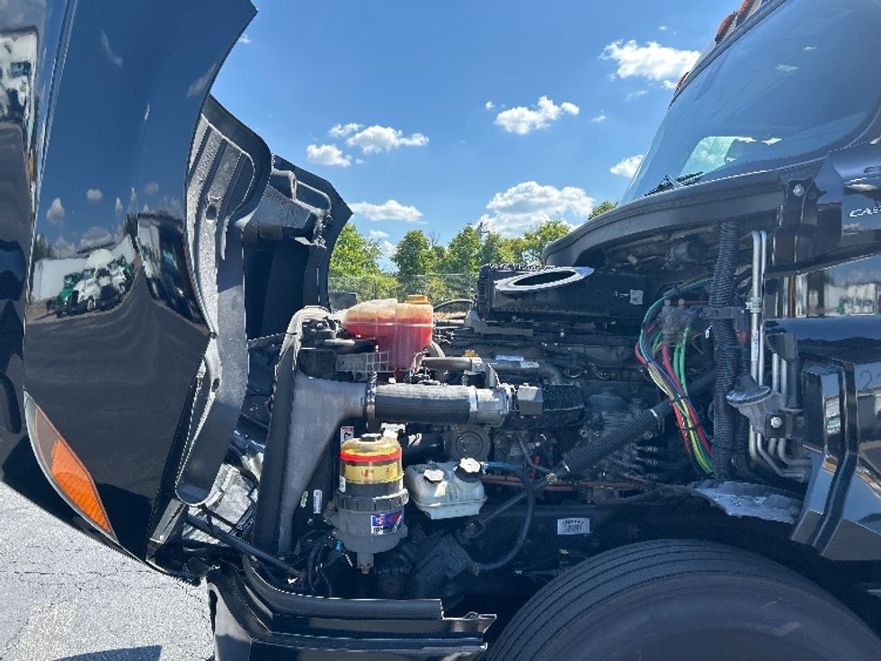 Sleeper Tractor-Heavy Duty Tractors-Freightliner-2019-T12664ST-Nashville (Mount Juliet)-TN-670,188\n\t\tmiles-$ 51,000 - Image 20