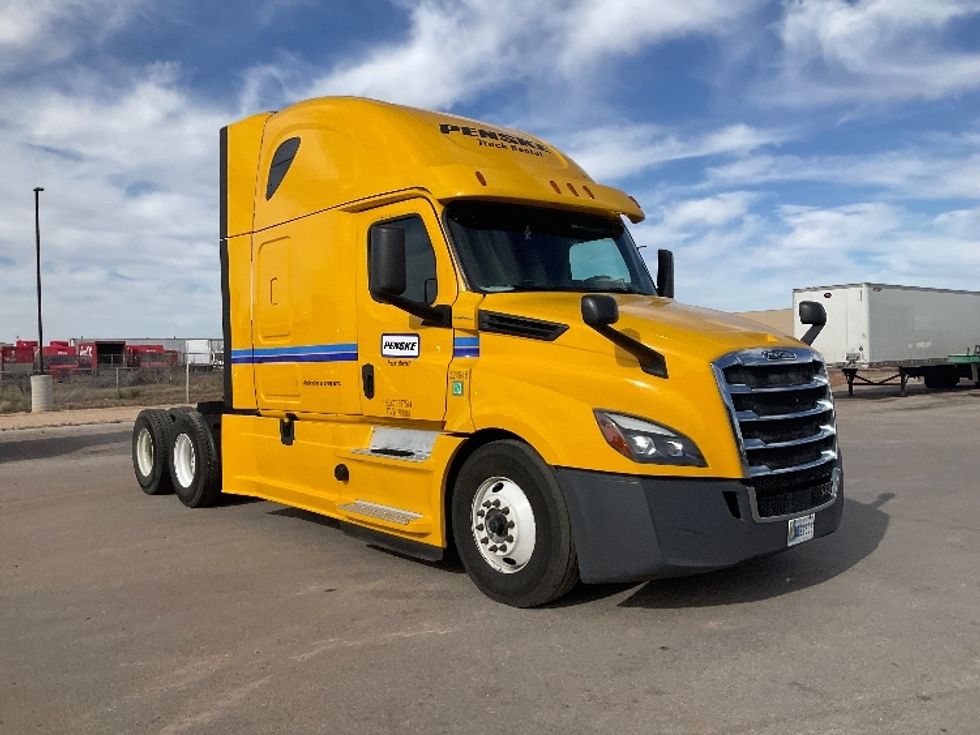 Your Next Used 2019 Freightliner T12664ST, 324946, Is For Sale And