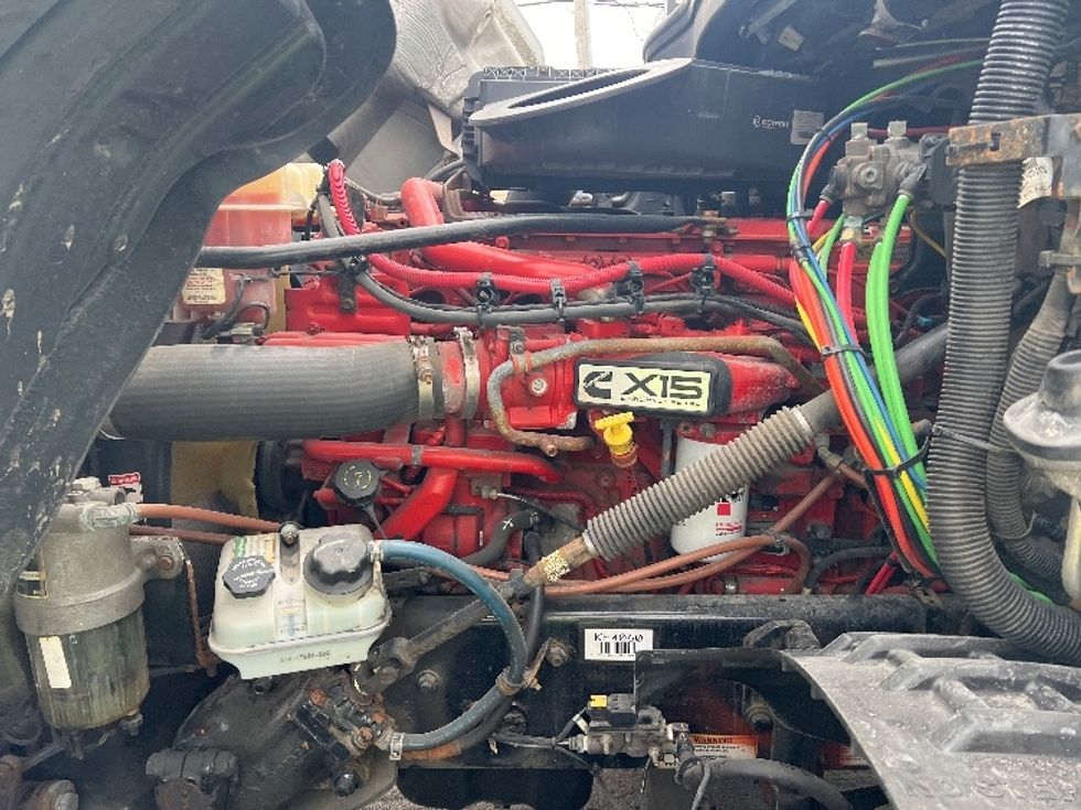 Sleeper Tractor-Heavy Duty Tractors-Freightliner-2019-T12664ST-Rochester-NY-627,096\n\t\tmiles-$ 53,500 - Image 21