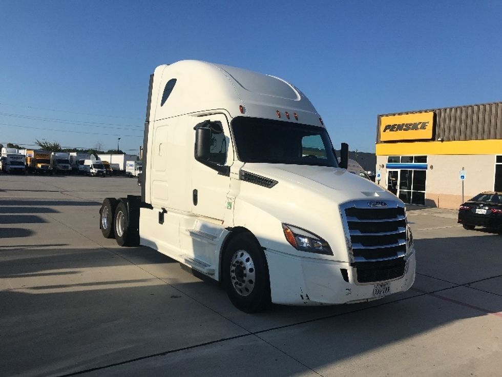 Your Next Used 2019 Freightliner T12664ST, 211548, Is For Sale And