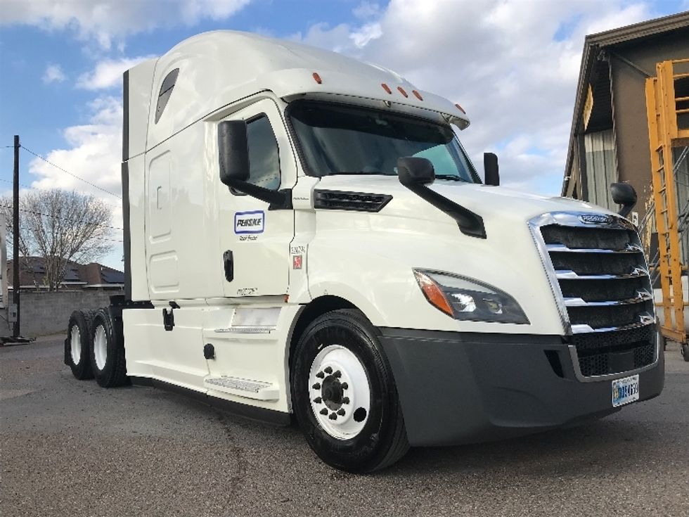 Your Next Used 2019 Freightliner T12664ST, 324794, Is For Sale And