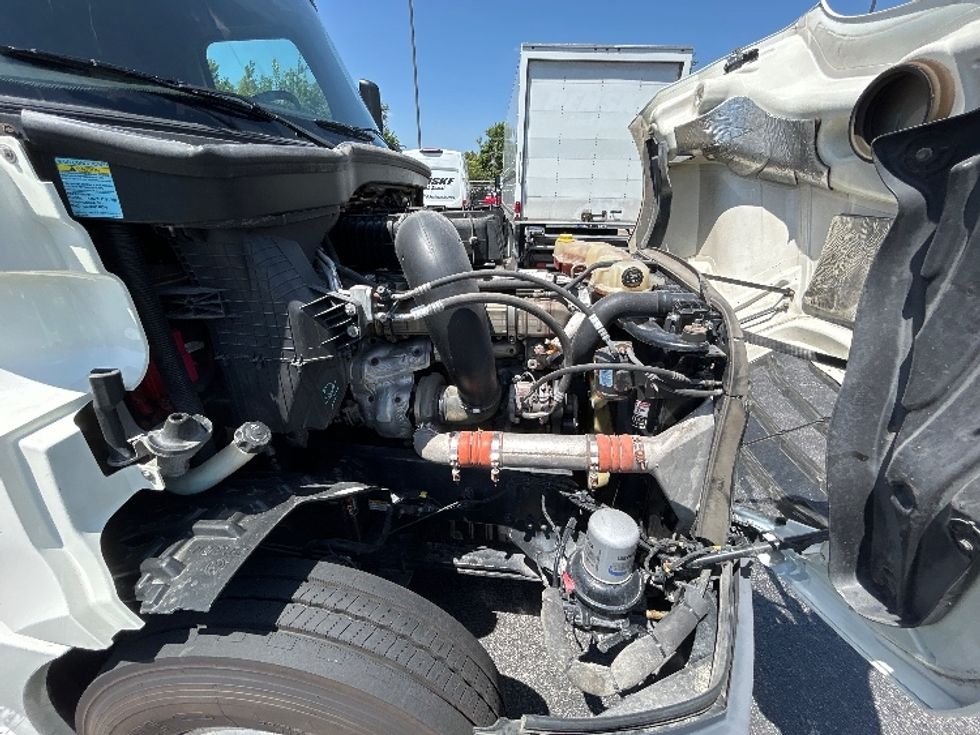 Sleeper Tractor-Heavy Duty Tractors-Freightliner-2019-T12664ST-Springfield-MO-472,900\n\t\tmiles-$ 63,000 - Image 20
