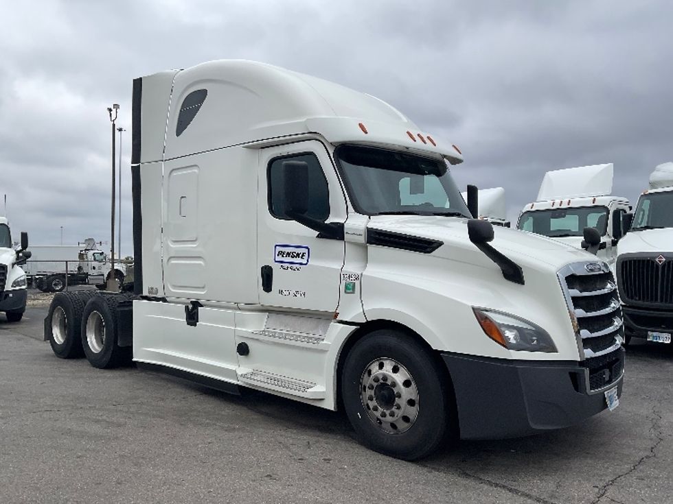 Your Next Used 2019 Freightliner T12664ST, 324838, Is For Sale And