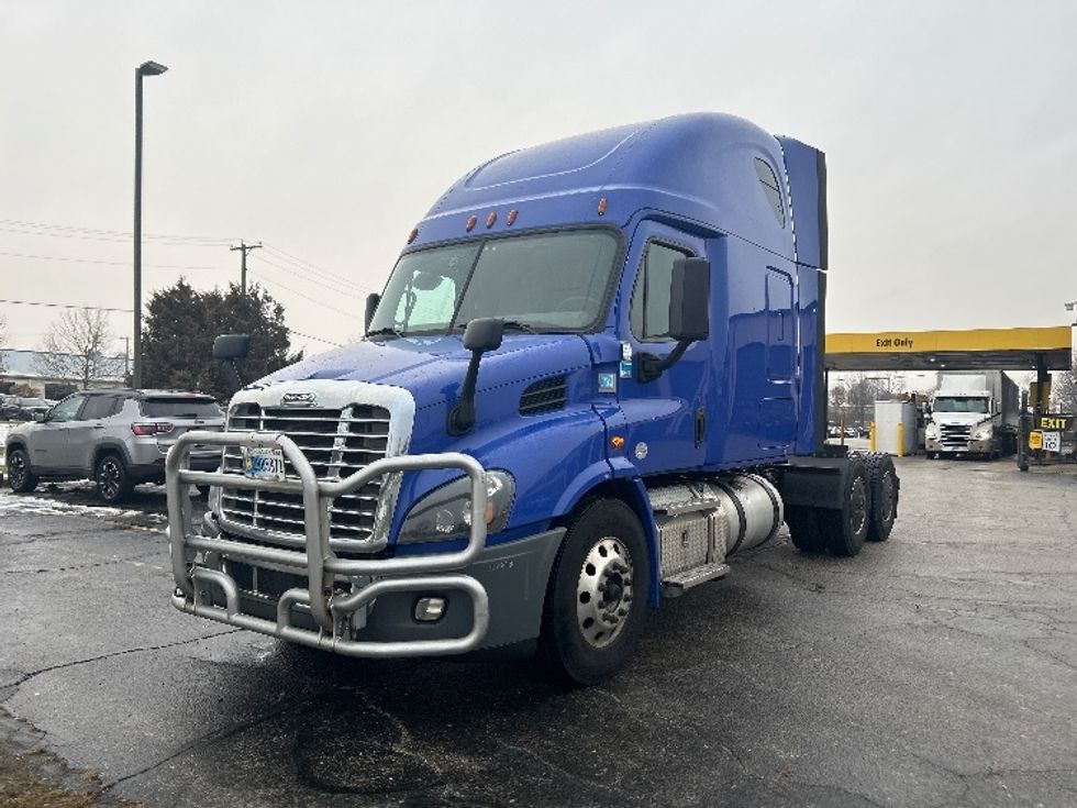 Sleeper Tractor-Heavy Duty Tractors-Freightliner-2020-Cascadia 11364ST-Elkhart-IN-661,688\n\t\tmiles-$ 36,500 - Image 3