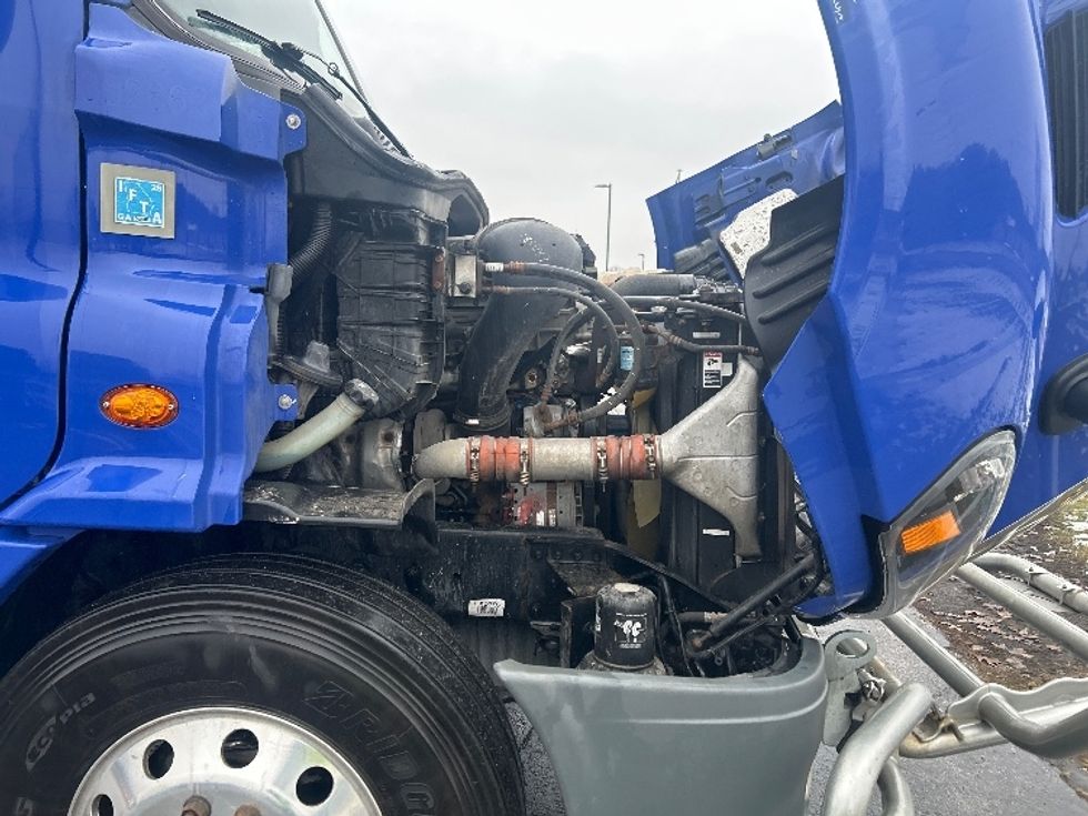 Sleeper Tractor-Heavy Duty Tractors-Freightliner-2020-Cascadia 11364ST-Elkhart-IN-676,665\n\t\tmiles-$ 35,250 - Image 20