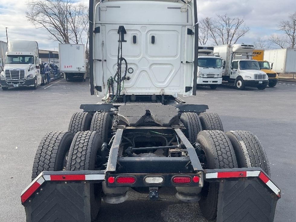 Sleeper Tractor-Heavy Duty Tractors-Freightliner-2020-Cascadia 11364ST-New Castle-DE-512,944\n\t\tmiles-$ 41,500 - Image 6