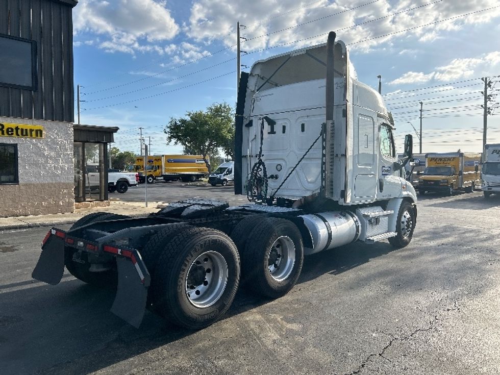Sleeper Tractor-Heavy Duty Tractors-Freightliner-2020-Cascadia 11364ST-Tampa-FL-611,349\n\t\tmiles-$ 46,250 - Image 7