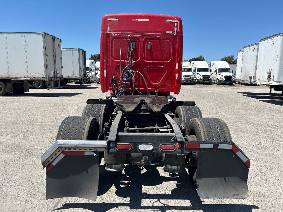Sleeper Tractor-Heavy Duty Tractors-Freightliner-2020-Cascadia 11364ST-Torrance-CA-554,373\n\t\tmiles-$ 43,750 - Image 6