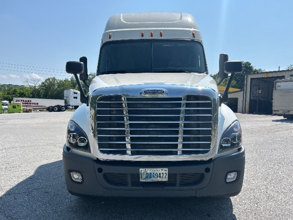 Sleeper Tractor-Heavy Duty Tractors-Freightliner-2020-Cascadia 12564ST-Asheville-NC-567,785\n\t\tmiles-$ 46,500 - Image 2