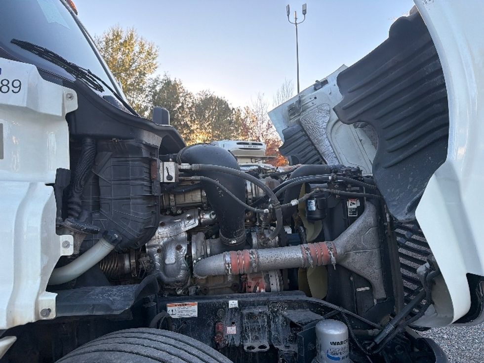 Sleeper Tractor-Heavy Duty Tractors-Freightliner-2020-Cascadia 12564ST-Atlanta-GA-363,007\n\t\tmiles-$ 63,250 - Image 19