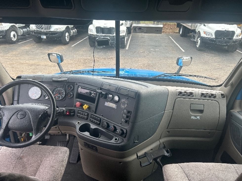Sleeper Tractor-Heavy Duty Tractors-Freightliner-2020-Cascadia 12564ST-Chattanooga-TN-689,842\n\t\tmiles-$ 35,000 - Image 12
