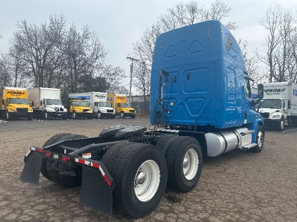 Sleeper Tractor-Heavy Duty Tractors-Freightliner-2020-Cascadia 12564ST-Chattanooga-TN-689,842\n\t\tmiles-$ 35,000 - Image 7