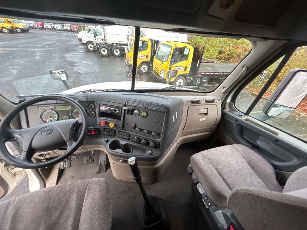 Sleeper Tractor-Heavy Duty Tractors-Freightliner-2020-Cascadia 12564ST-Clackamas-OR-510,195\n\t\tmiles-$ 55,500 - Image 12
