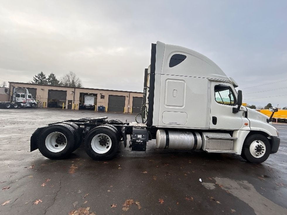 Sleeper Tractor-Heavy Duty Tractors-Freightliner-2020-Cascadia 12564ST-Clackamas-OR-510,195\n\t\tmiles-$ 55,500 - Image 8