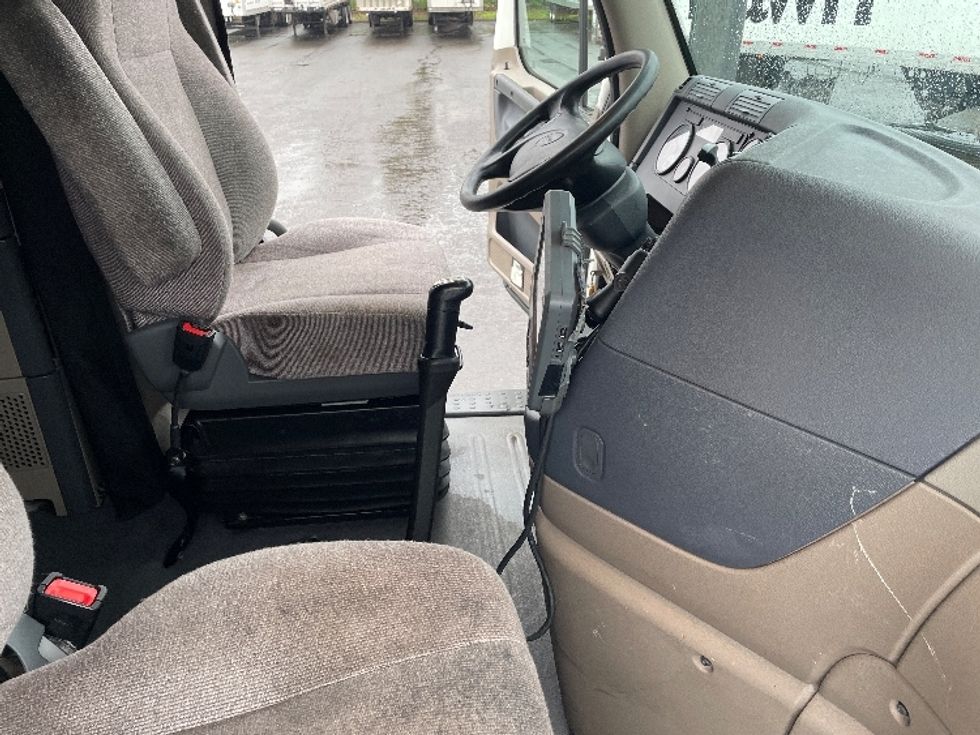 Sleeper Tractor-Heavy Duty Tractors-Freightliner-2020-Cascadia 12564ST-Clackamas-OR-511,451\n\t\tmiles-$ 53,750 - Image 15