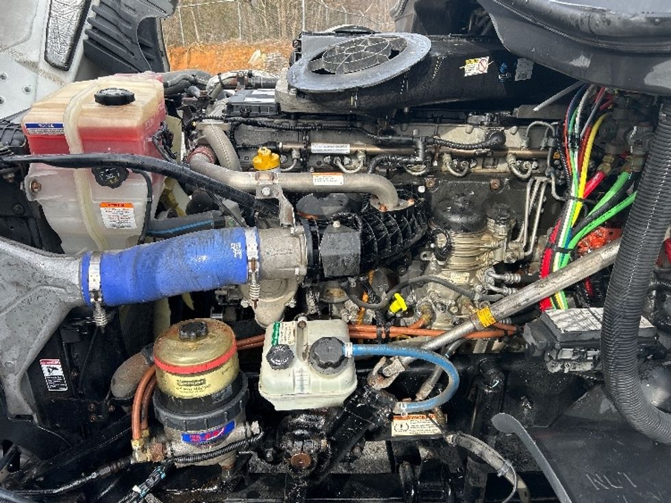 Sleeper Tractor-Heavy Duty Tractors-Freightliner-2020-Cascadia 12564ST-Cleveland-TN-267,390\n\t\tmiles-$ 68,000 - Image 21