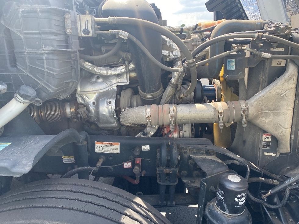 Sleeper Tractor-Heavy Duty Tractors-Freightliner-2020-Cascadia 12564ST-Concord-NC-442,045\n\t\tmiles-$ 67,000 - Image 20