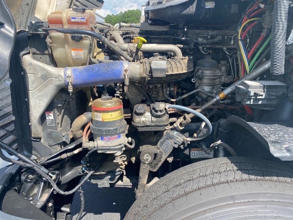 Sleeper Tractor-Heavy Duty Tractors-Freightliner-2020-Cascadia 12564ST-Concord-NC-442,045\n\t\tmiles-$ 67,000 - Image 21