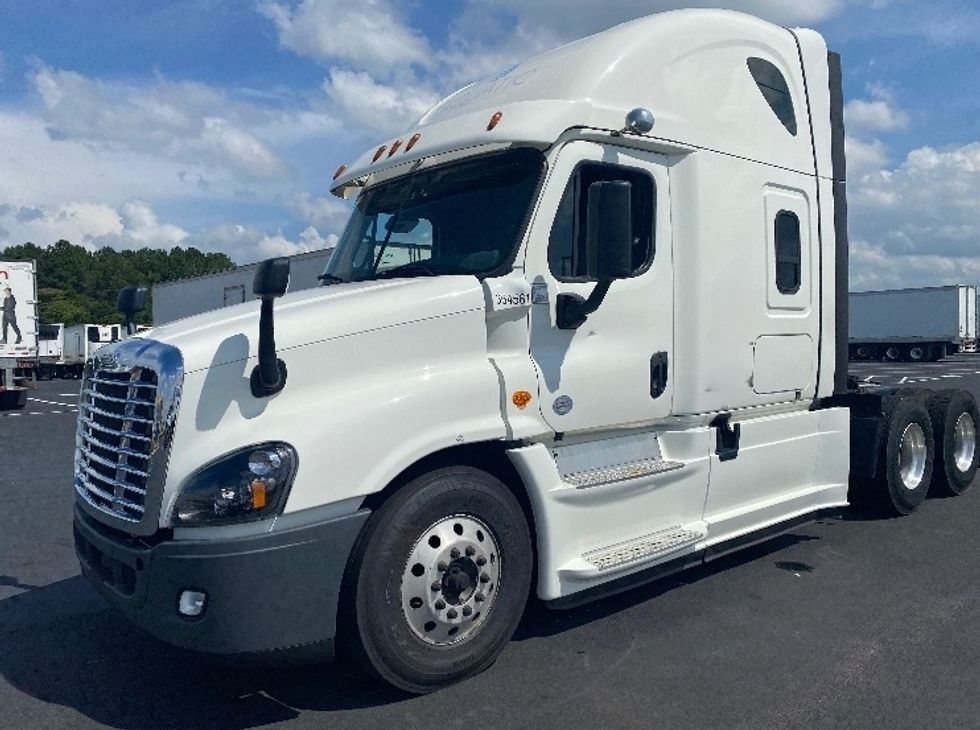 Sleeper Tractor-Heavy Duty Tractors-Freightliner-2020-Cascadia 12564ST-Concord-NC-442,045\n\t\tmiles-$ 67,000 - Image 3