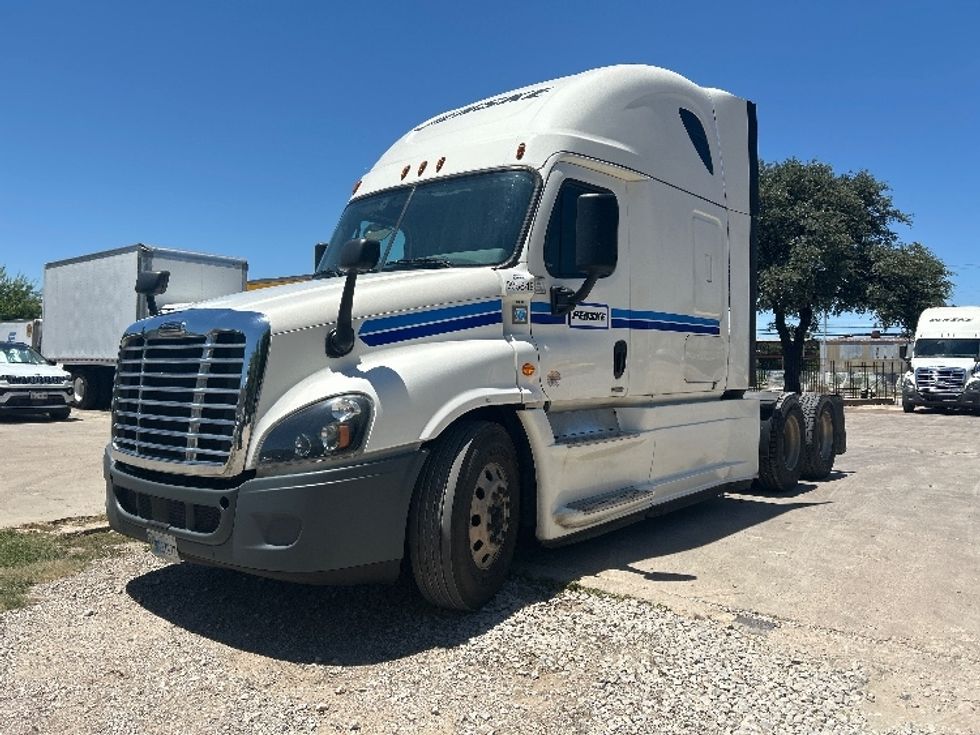 Sleeper Tractor-Heavy Duty Tractors-Freightliner-2020-Cascadia 12564ST-Dallas-TX-409,328\n\t\tmiles-$ 70,000 - Image 3