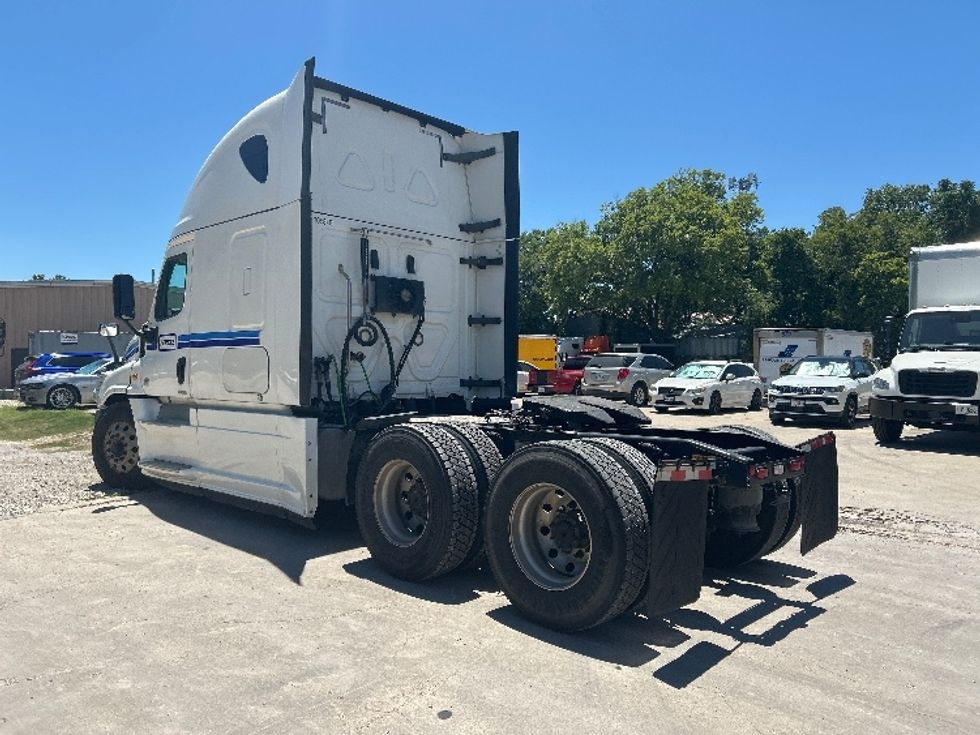 Sleeper Tractor-Heavy Duty Tractors-Freightliner-2020-Cascadia 12564ST-Dallas-TX-409,328\n\t\tmiles-$ 70,000 - Image 5
