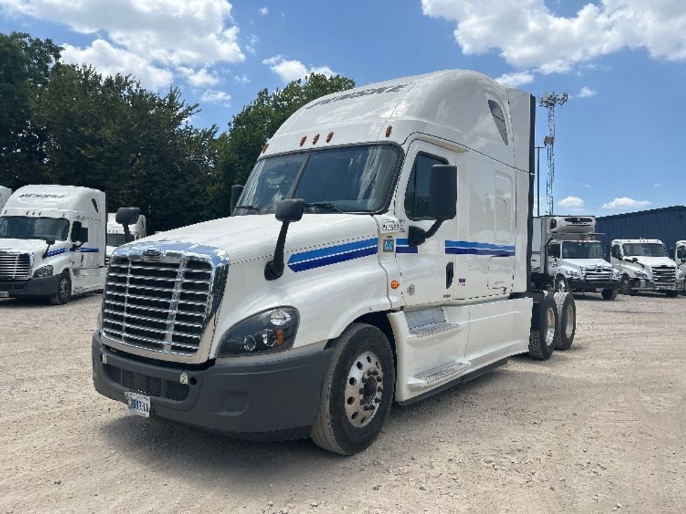 Sleeper Tractor-Heavy Duty Tractors-Freightliner-2020-Cascadia 12564ST-Dallas-TX-450,279\n\t\tmiles-$ 67,250 - Image 3