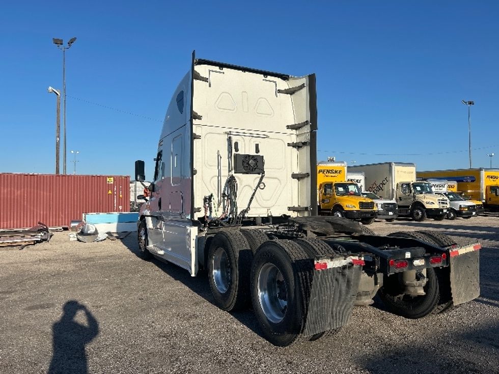 Sleeper Tractor-Heavy Duty Tractors-Freightliner-2020-Cascadia 12564ST-Dallas-TX-456,754\n\t\tmiles-$ 66,750 - Image 5