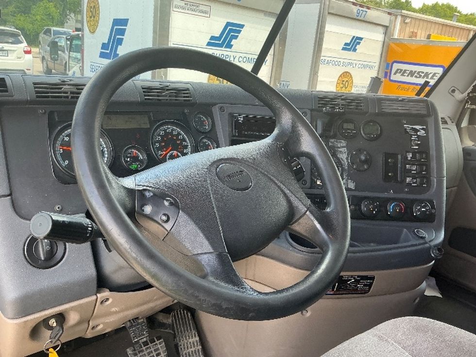 Sleeper Tractor-Heavy Duty Tractors-Freightliner-2020-Cascadia 12564ST-Dallas-TX-459,623\n\t\tmiles-$ 66,750 - Image 10