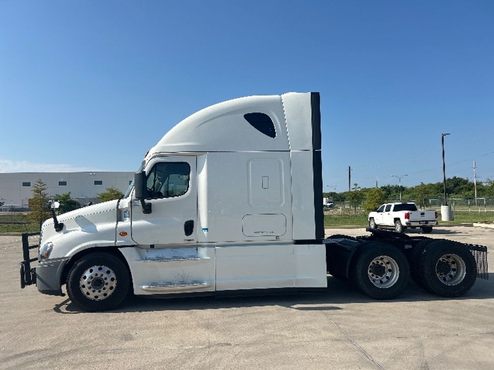 Sleeper Tractor-Heavy Duty Tractors-Freightliner-2020-Cascadia 12564ST-Dallas-TX-469,187\n\t\tmiles-$ 64,750 - Image 4