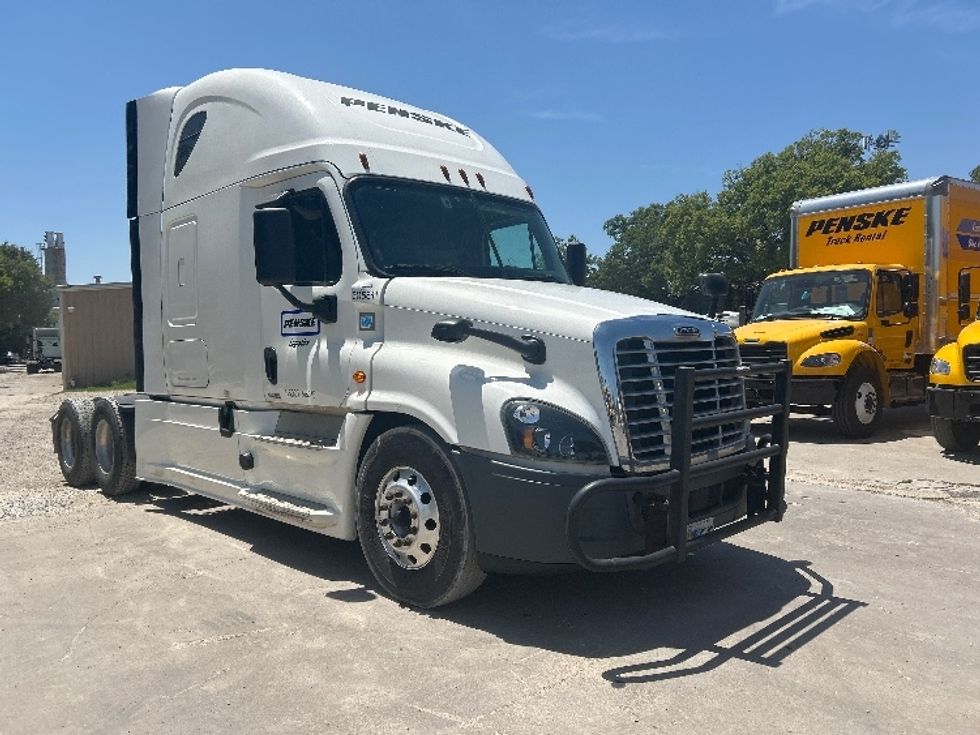 Sleeper Tractor-Heavy Duty Tractors-Freightliner-2020-Cascadia 12564ST-Dallas-TX-552,135\n\t\tmiles-$ 58,750 - Image 1