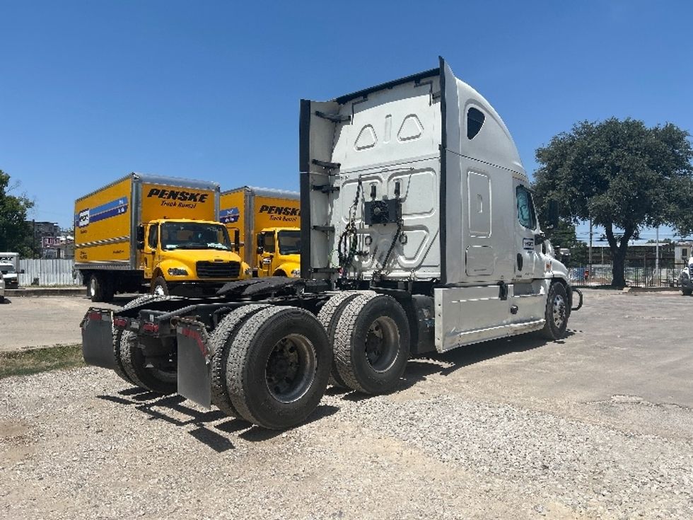 Sleeper Tractor-Heavy Duty Tractors-Freightliner-2020-Cascadia 12564ST-Dallas-TX-552,135\n\t\tmiles-$ 58,750 - Image 7