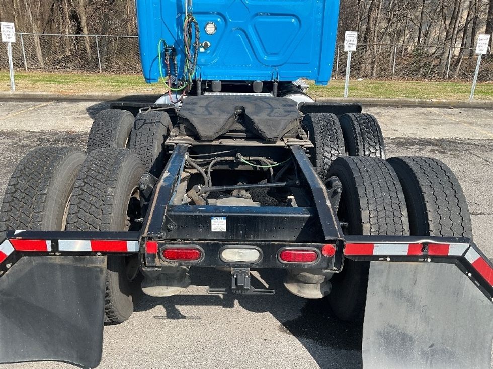 Sleeper Tractor-Heavy Duty Tractors-Freightliner-2020-Cascadia 12564ST-Dalton-GA-566,056\n\t\tmiles-$ 45,000 - Image 6