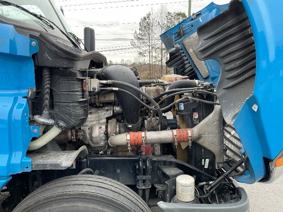 Sleeper Tractor-Heavy Duty Tractors-Freightliner-2020-Cascadia 12564ST-Dalton-GA-626,484\n\t\tmiles-$ 40,750 - Image 20