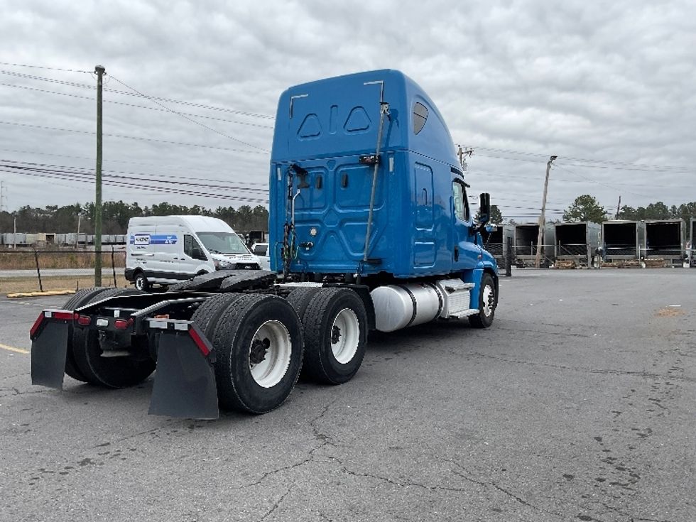 Sleeper Tractor-Heavy Duty Tractors-Freightliner-2020-Cascadia 12564ST-Dalton-GA-626,484\n\t\tmiles-$ 40,750 - Image 7