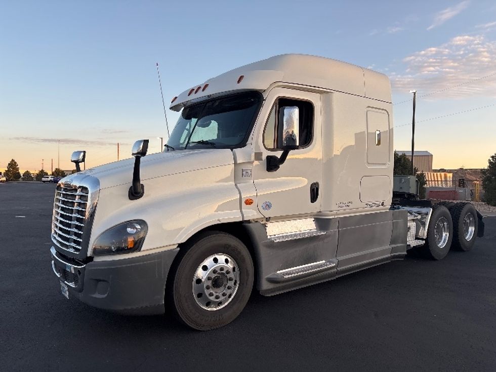 Sleeper Tractor-Heavy Duty Tractors-Freightliner-2020-Cascadia 12564ST-Denver-CO-167,862\n\t\tmiles-$ 86,000 - Image 3
