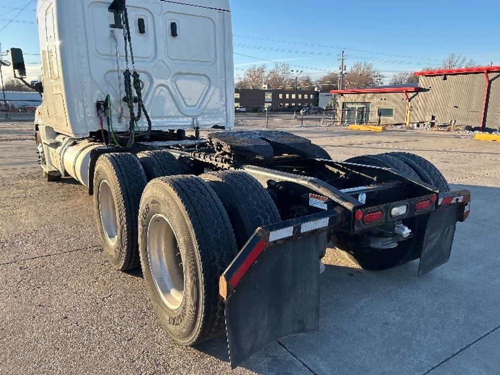 Sleeper Tractor-Heavy Duty Tractors-Freightliner-2020-Cascadia 12564ST-Des Moines-IA-531,508\n\t\tmiles-$ 49,250 - Image 22