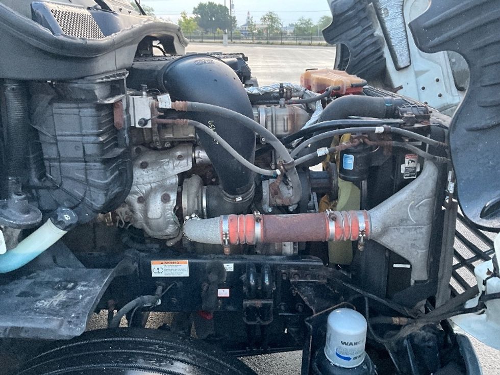 Sleeper Tractor-Heavy Duty Tractors-Freightliner-2020-Cascadia 12564ST-East Chicago-IN-334,065\n\t\tmiles-$ 62,750 - Image 19