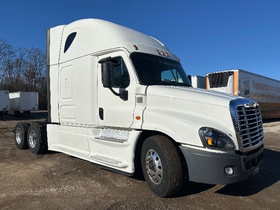 Sleeper Tractor-Heavy Duty Tractors-Freightliner-2020-Cascadia 12564ST-East Chicago-IN-432,113\n\t\tmiles-$ 55,000 - Image 1
