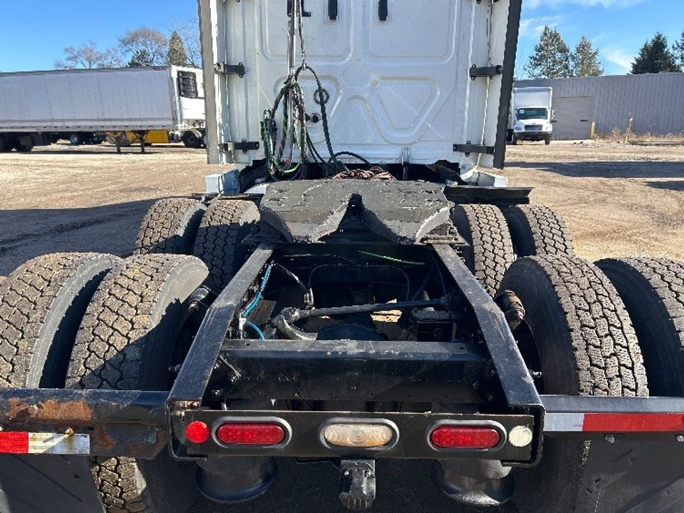 Sleeper Tractor-Heavy Duty Tractors-Freightliner-2020-Cascadia 12564ST-East Chicago-IN-432,113\n\t\tmiles-$ 55,000 - Image 6