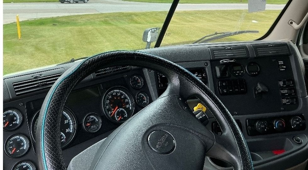 Sleeper Tractor-Heavy Duty Tractors-Freightliner-2020-Cascadia 12564ST-Elkhart-IN-264,263\n\t\tmiles-$ 71,250 - Image 11