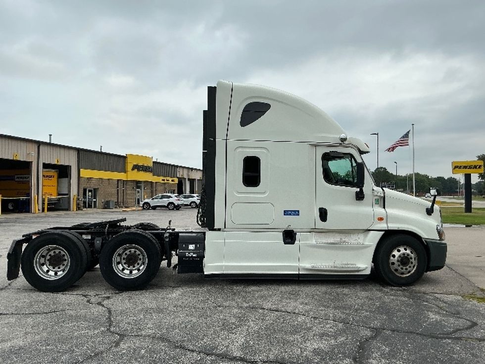 Sleeper Tractor-Heavy Duty Tractors-Freightliner-2020-Cascadia 12564ST-Elkhart-IN-264,263\n\t\tmiles-$ 71,250 - Image 8