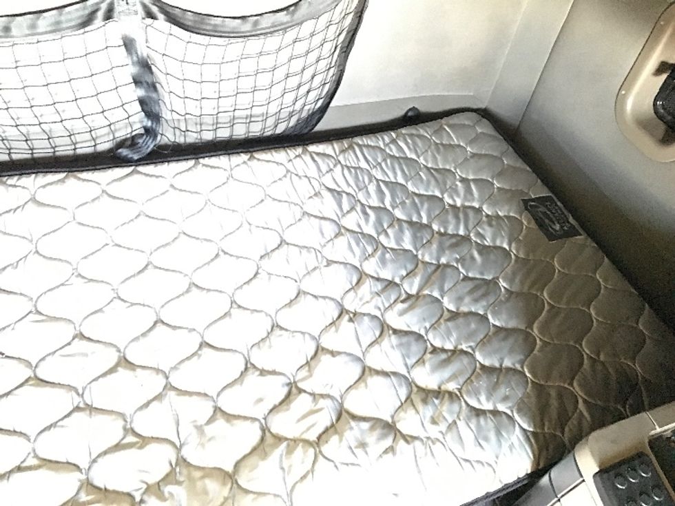 Sleeper Tractor-Heavy Duty Tractors-Freightliner-2020-Cascadia 12564ST-Garden City-GA-435,053\n\t\tmiles-$ 64,000 - Image 17