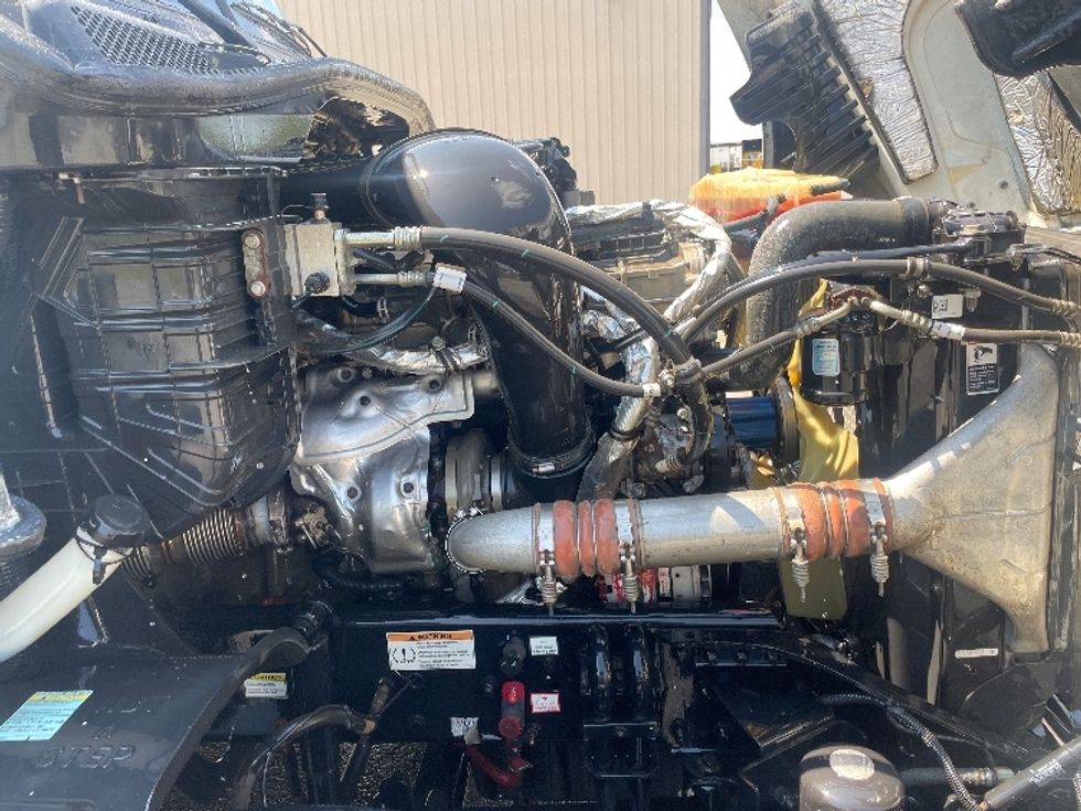 Sleeper Tractor-Heavy Duty Tractors-Freightliner-2020-Cascadia 12564ST-Greensboro-NC-324,558\n\t\tmiles-$ 75,500 - Image 20