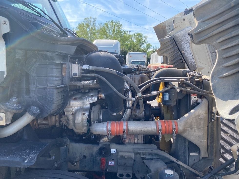 Sleeper Tractor-Heavy Duty Tractors-Freightliner-2020-Cascadia 12564ST-Greensboro-NC-326,320\n\t\tmiles-$ 59,500 - Image 20