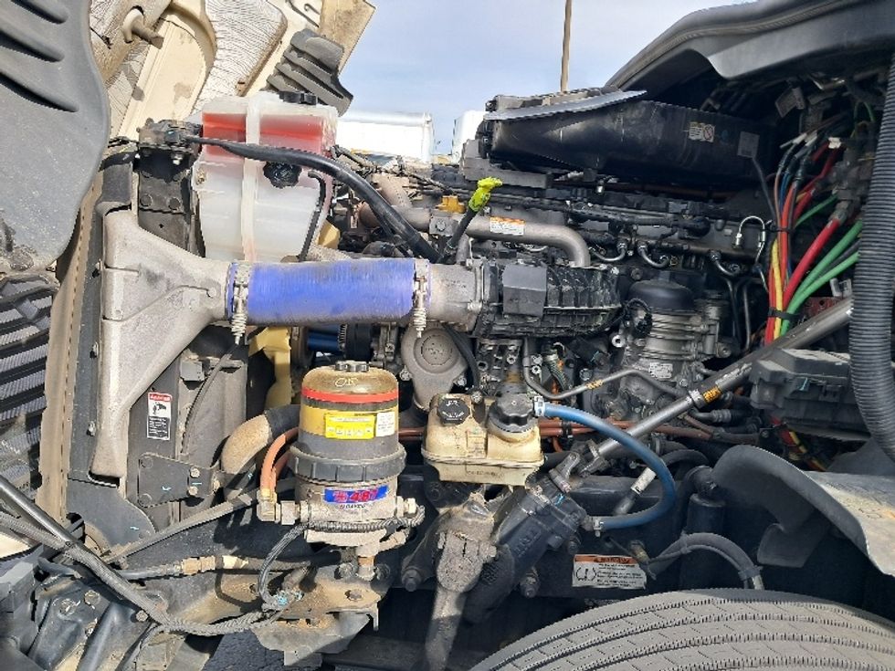 Sleeper Tractor-Heavy Duty Tractors-Freightliner-2020-Cascadia 12564ST-Greensboro-NC-446,176\n\t\tmiles-$ 55,000 - Image 21