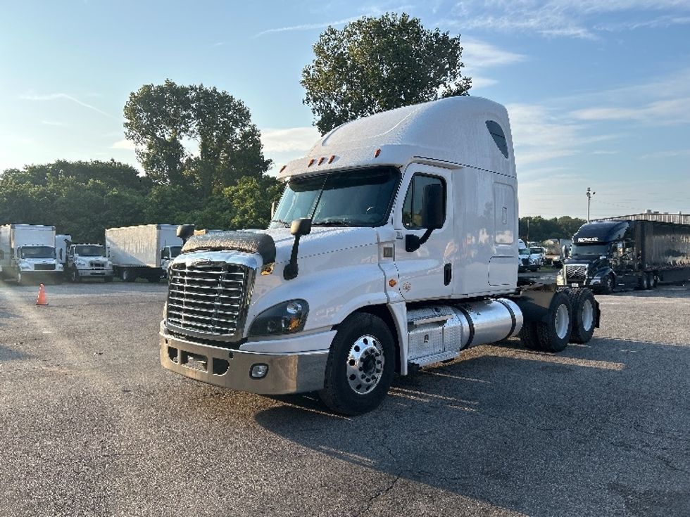 Sleeper Tractor-Heavy Duty Tractors-Freightliner-2020-Cascadia 12564ST-Jackson-TN-632,374\n\t\tmiles-$ 45,000 - Image 3